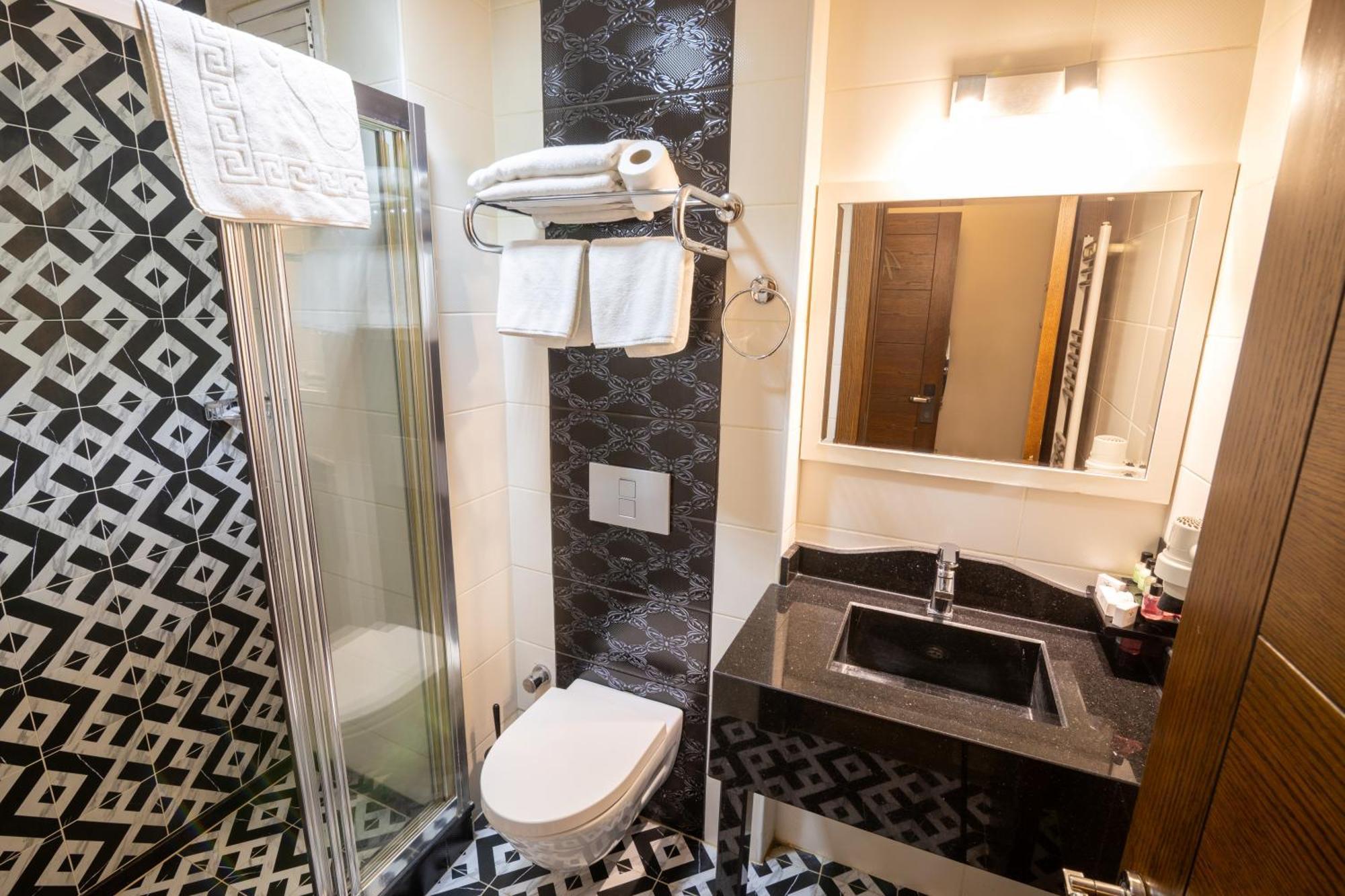 Sisli Luxury K Suites Hotel Истанбул Екстериор снимка